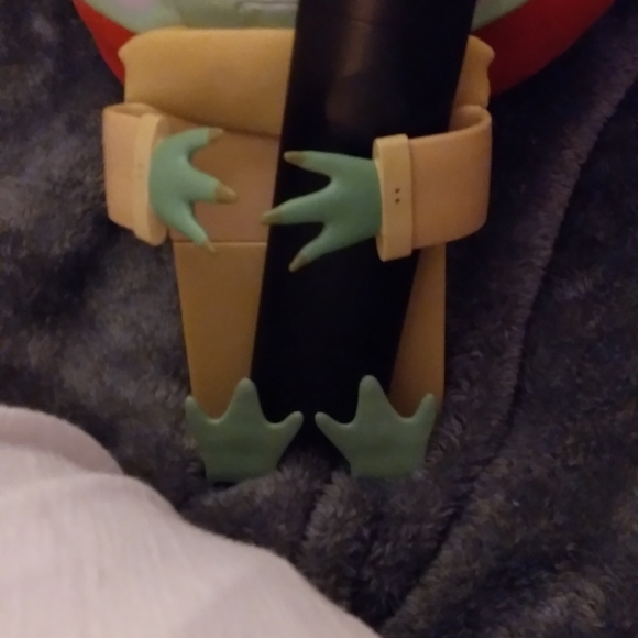 "THE MANDALORIAN ..BABY YODA" FLEXIBLE ..ADJUSTABLE PHONE HOLDER - Picture 7 of 7